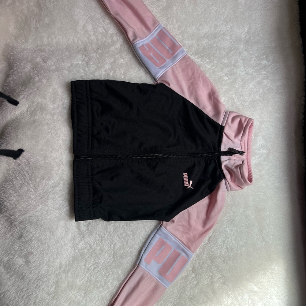 Puma Black and Pink Puffer Jacket with Ribbed Accents